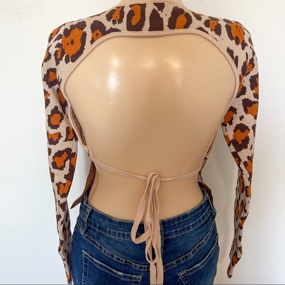 NASTY GAL LEOPARD KNITTED BACKLESS TOP - Picture 10 of 10